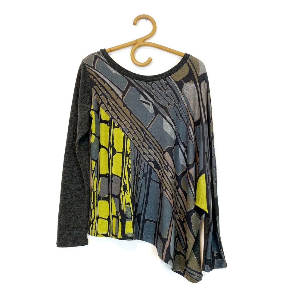 Volt Designs | Asymmetrical Printed Long Sleeve Top Size 2 / M
